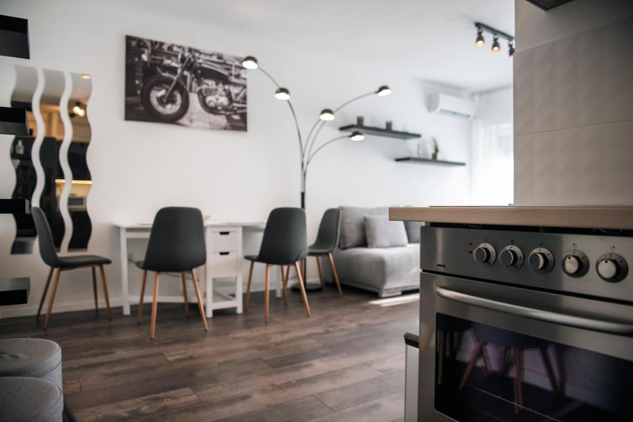 Anavrin Apartman Free Parking Apartment Beci Exterior foto