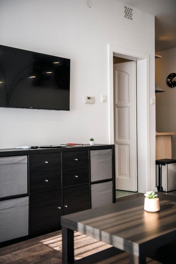 Anavrin Apartman Free Parking Apartment Beci Exterior foto