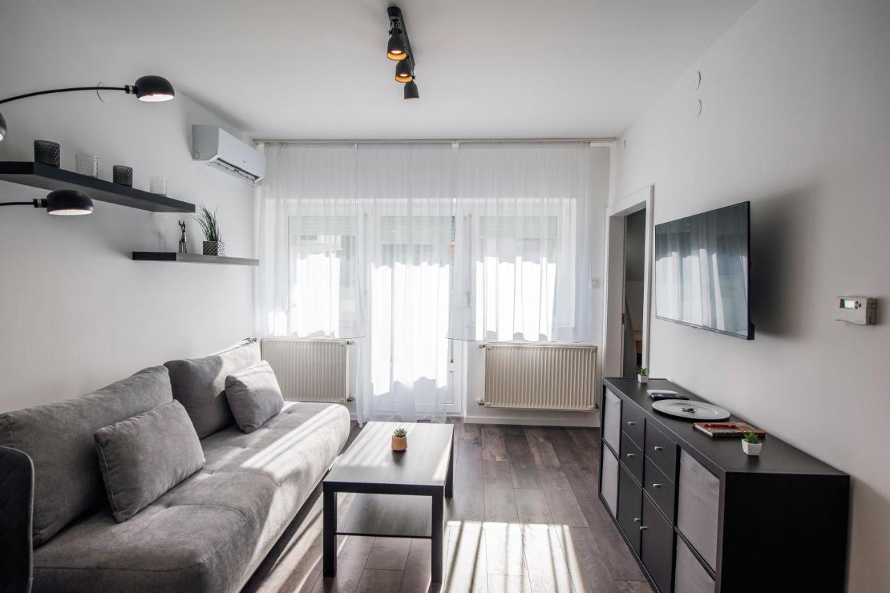 Anavrin Apartman Free Parking Apartment Beci Exterior foto
