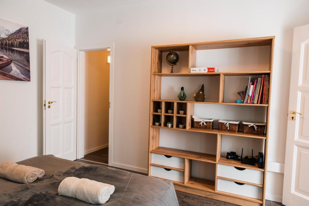 Anavrin Apartman Free Parking Apartment Beci Exterior foto