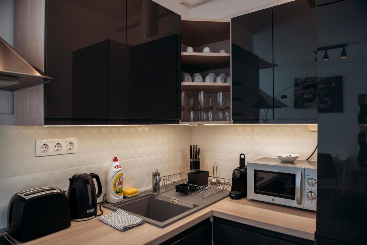 Anavrin Apartman Free Parking Apartment Beci Exterior foto